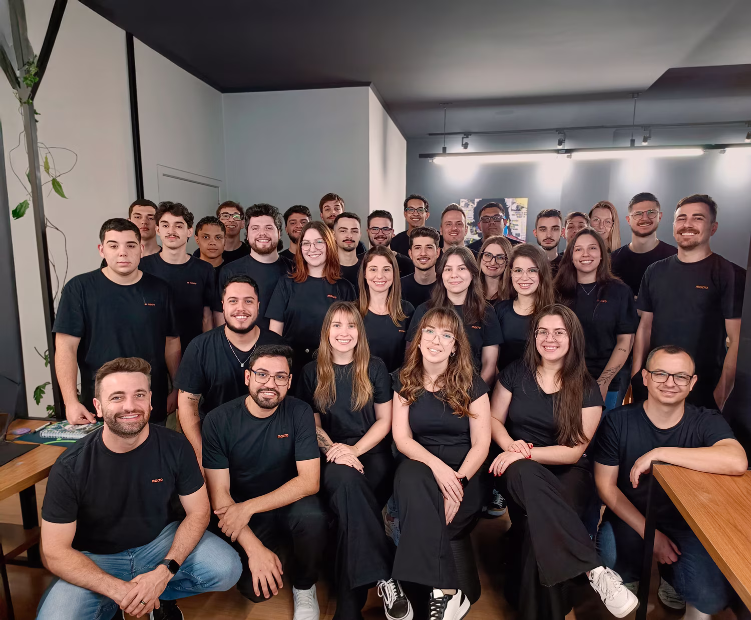 Equipe de funcionários da Macro