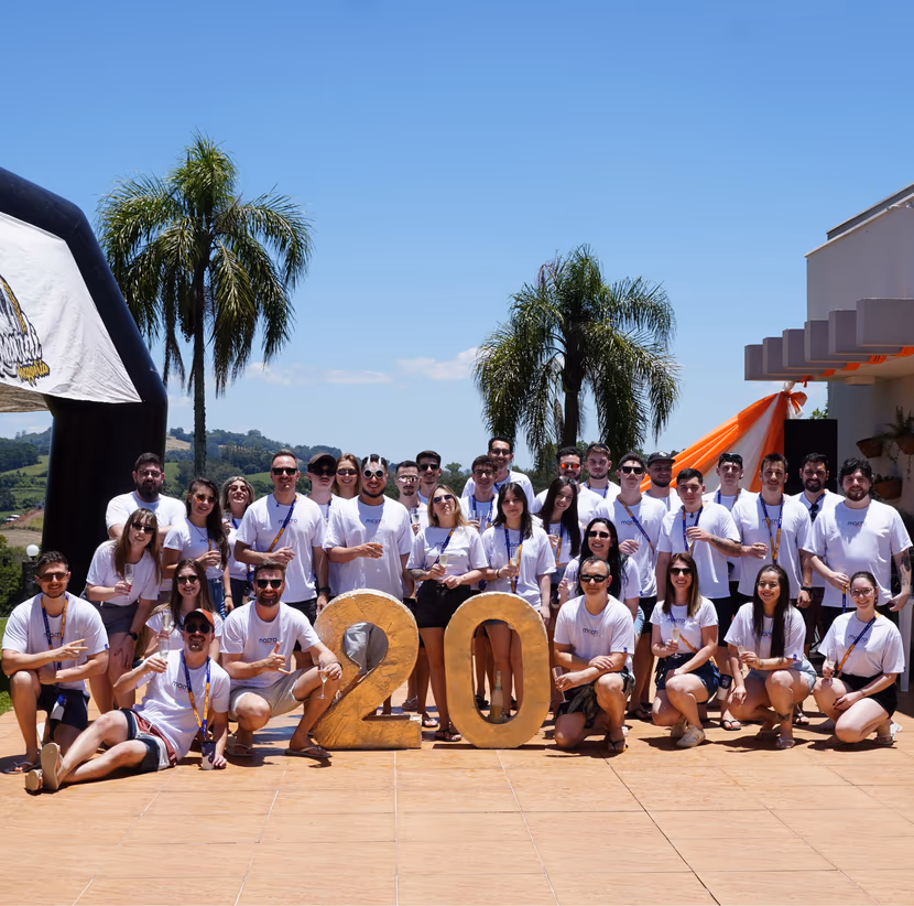 Equipe de funcionários da Macro